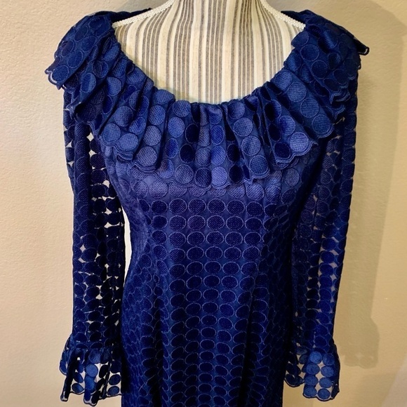 Trina Turk Dress Medium Navy Blue Mini Long Slvs Lace Dots Ruffle Neckline Cuffs - Picture 2 of 16